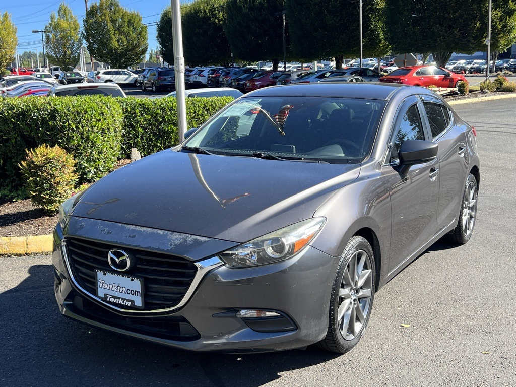 2018 Mazda Mazda3 Touring photo 3
