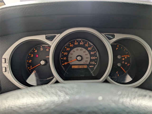 2004 Toyota 4Runner Limited photo 23