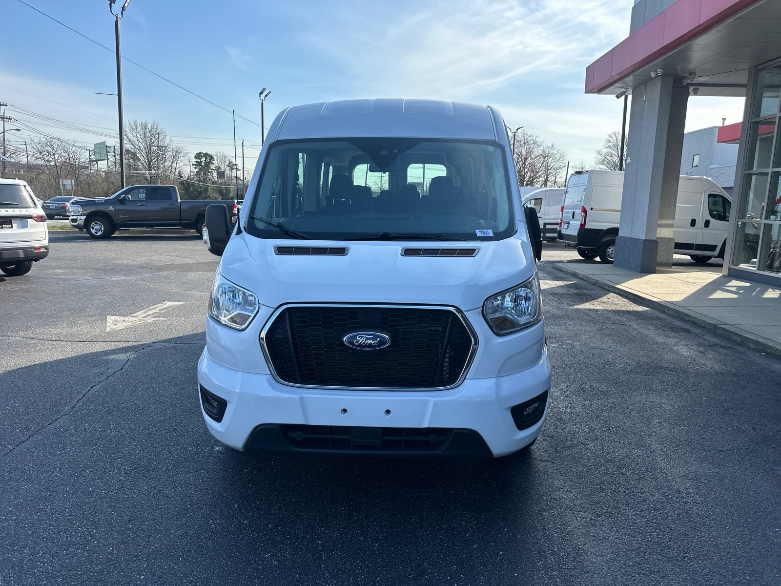 2021 Ford Transit Passenger XLT photo 2