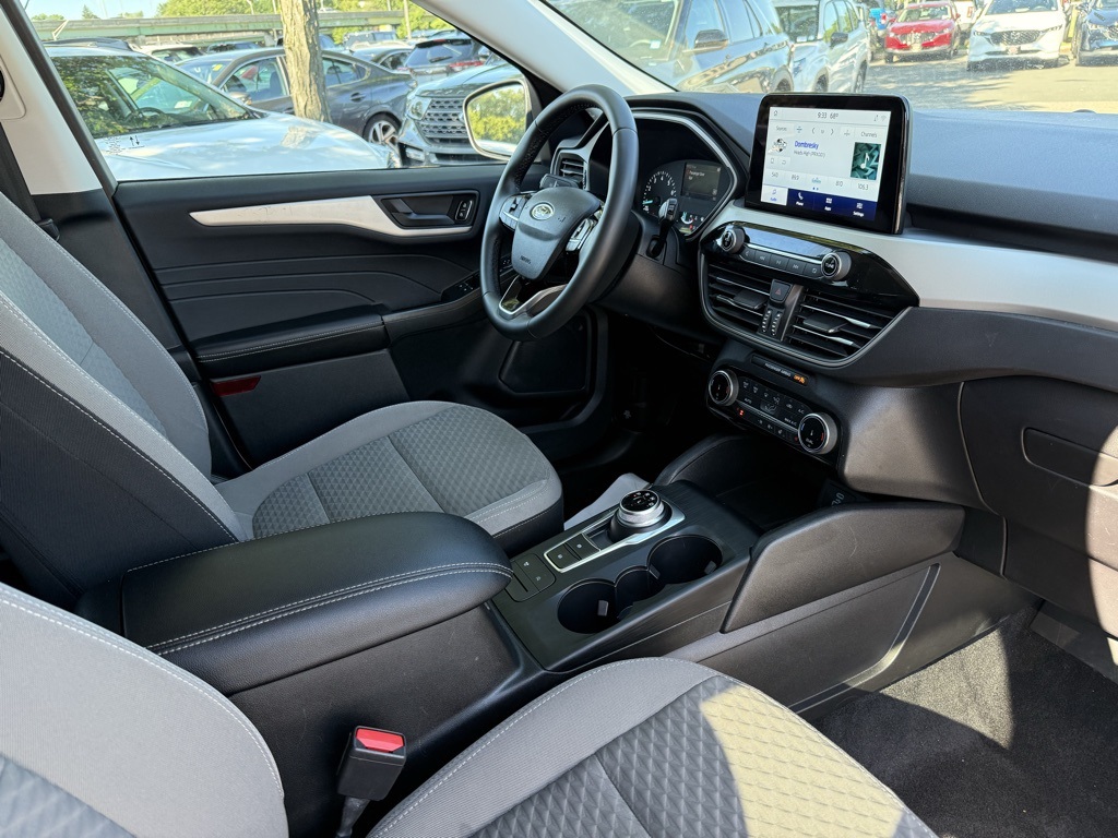 2022 Ford Escape SE photo 29