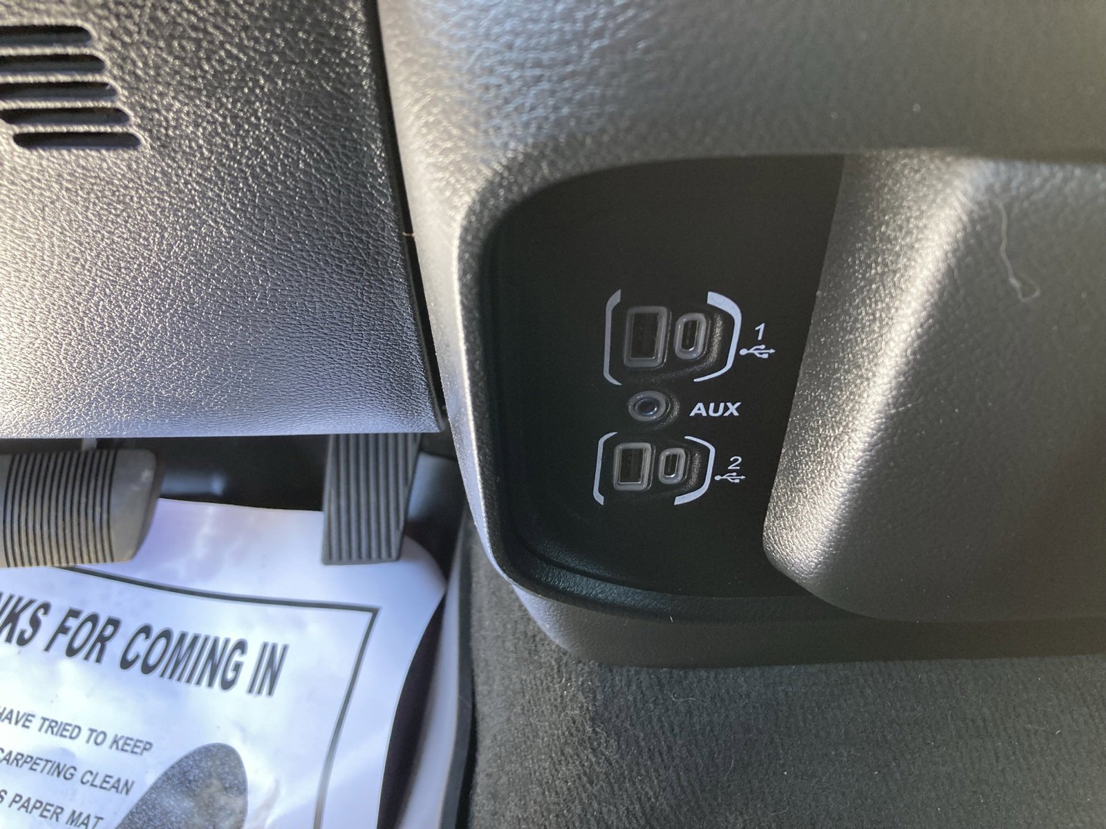 2021 Ram 1500 photo 25