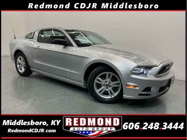 2013 Ford Mustang V6's photo