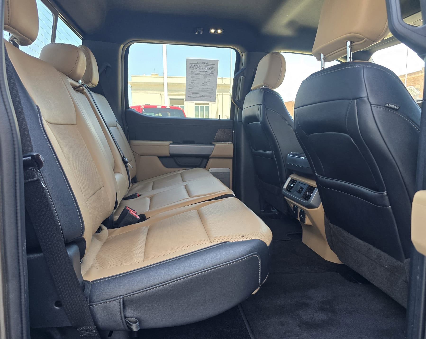 2022 Ford F-150 Lariat photo 14