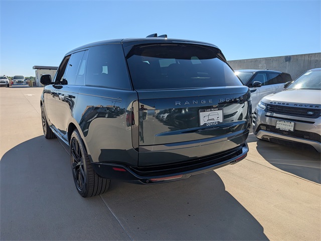 2025 Land Rover Range Rover SE photo 5
