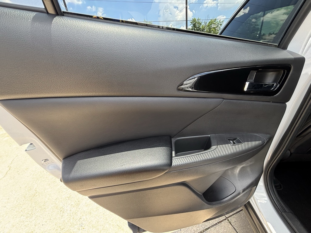 2022 Mitsubishi Eclipse Cross SEL photo 13