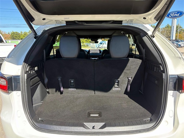 Used 2024 Rhodium White Metallic Mazda 3.3 Turbo S Premium image 14