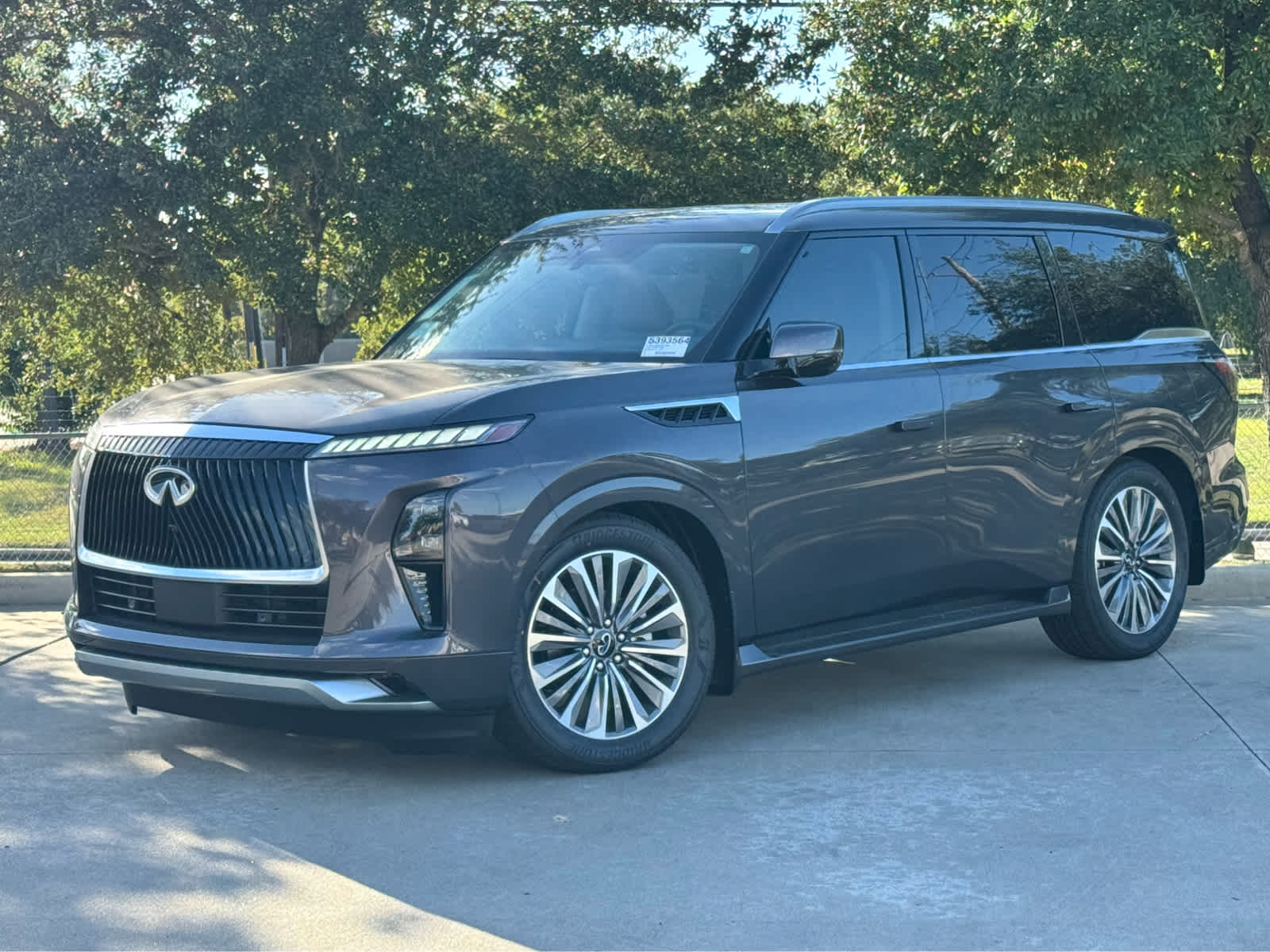 2026 INFINITI QX80 Luxe's photo