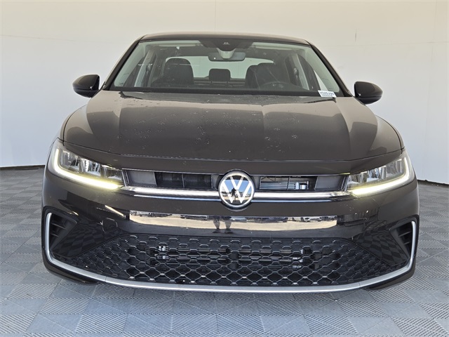 2025 Volkswagen Jetta 1.5T SE photo 3