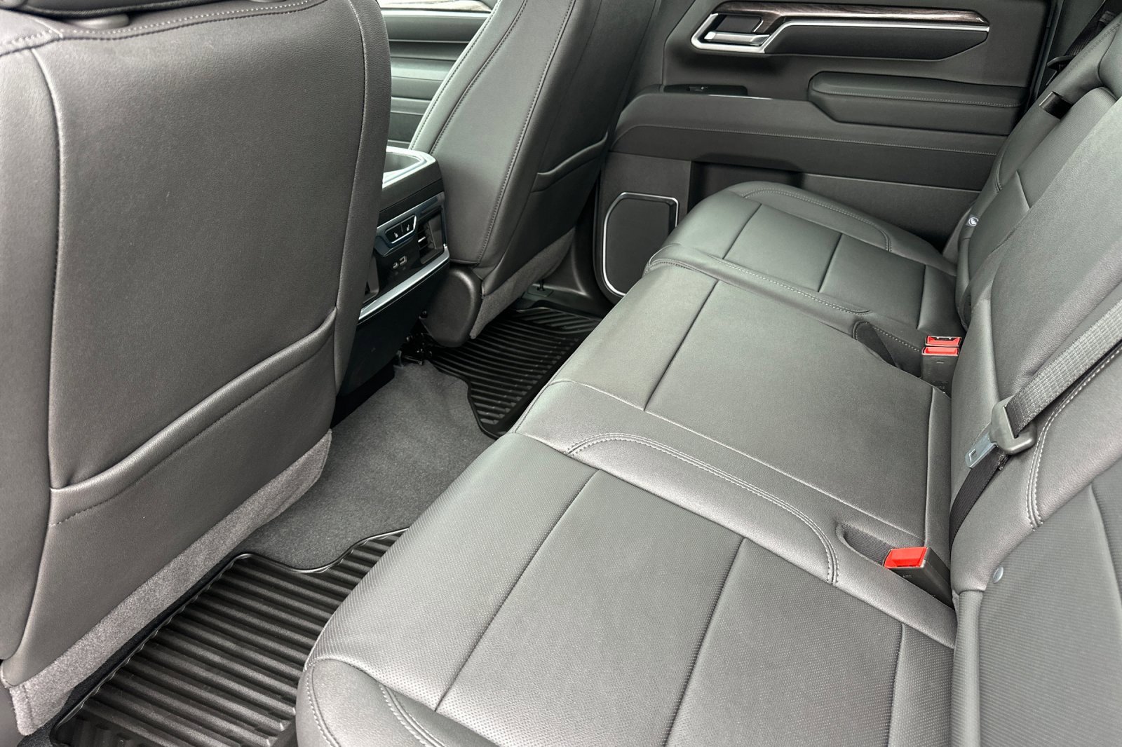 2025 Chevrolet Silverado LTZ photo 12