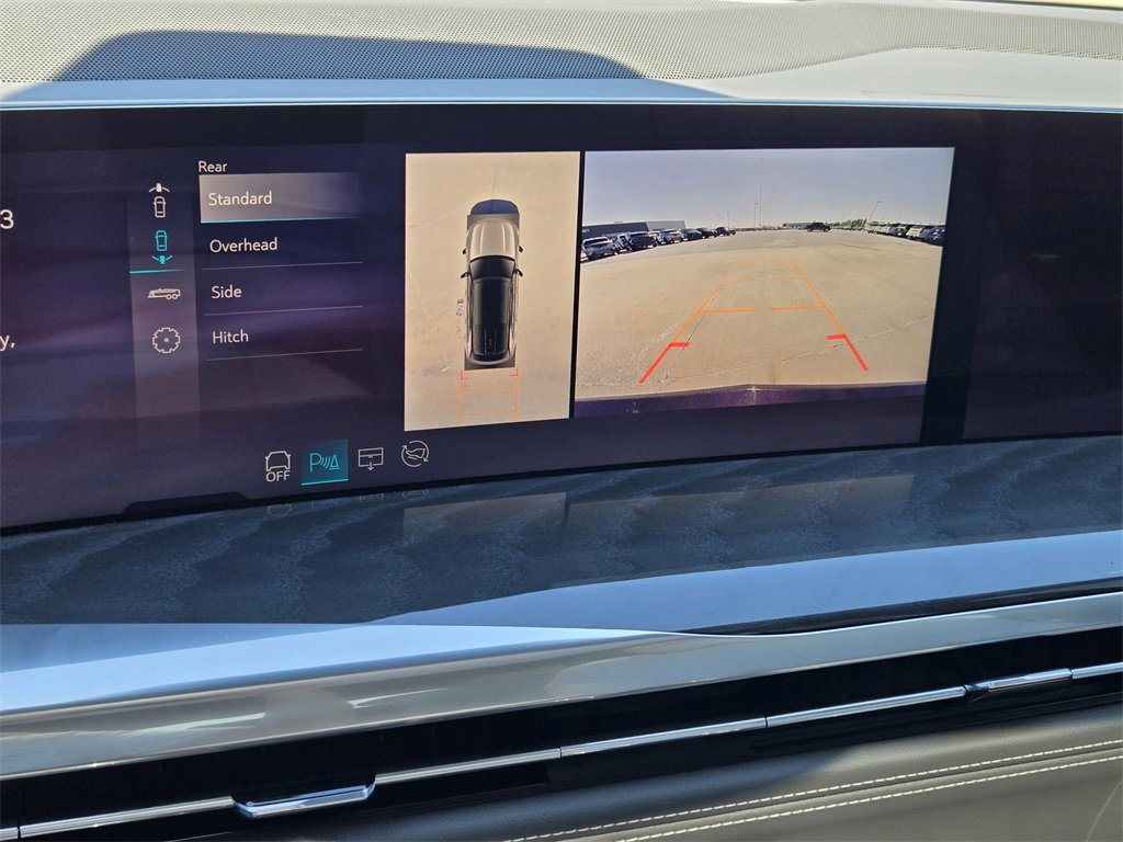 2025 Cadillac Escalade IQ Sport photo 15
