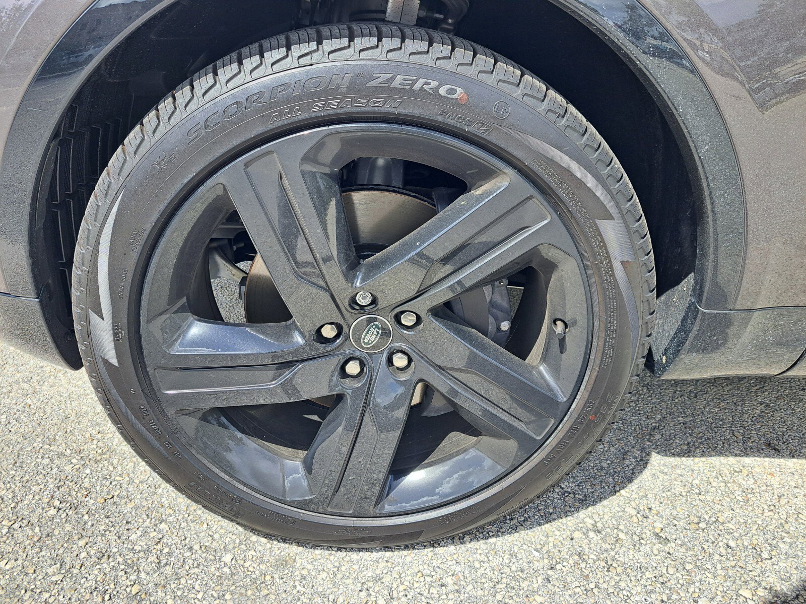 2025 Land Rover Discovery SE photo 7