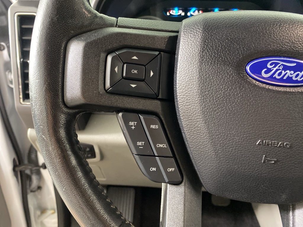 2017 Ford F-150 XLT photo 7