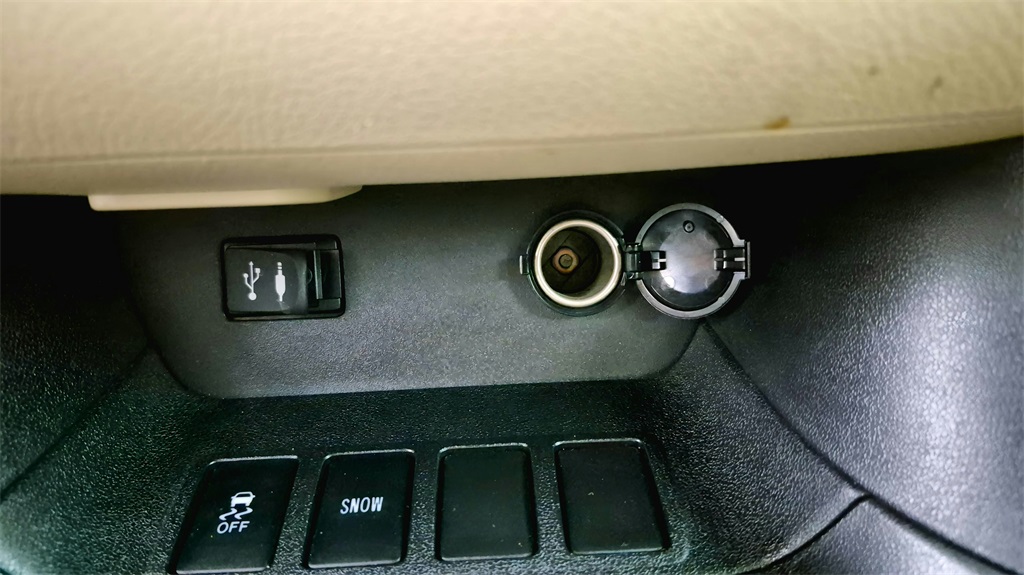 2017 Toyota Highlander XLE photo 28