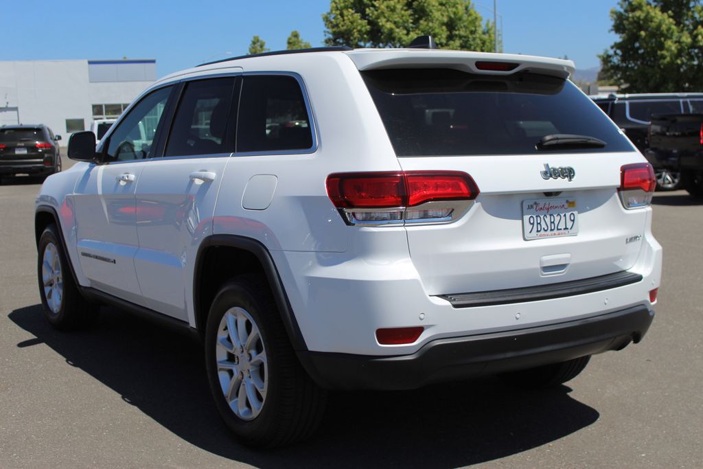2022 Jeep Cherokee Laredo photo 8