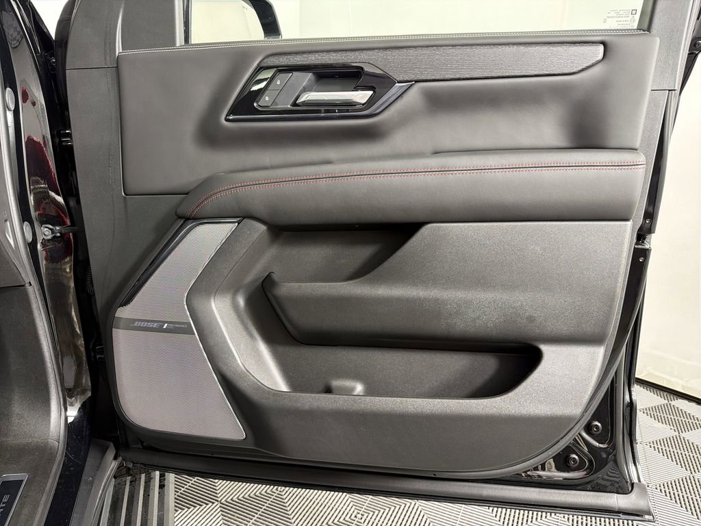 2025 Gmc Yukon AT4 Ultimate photo 13
