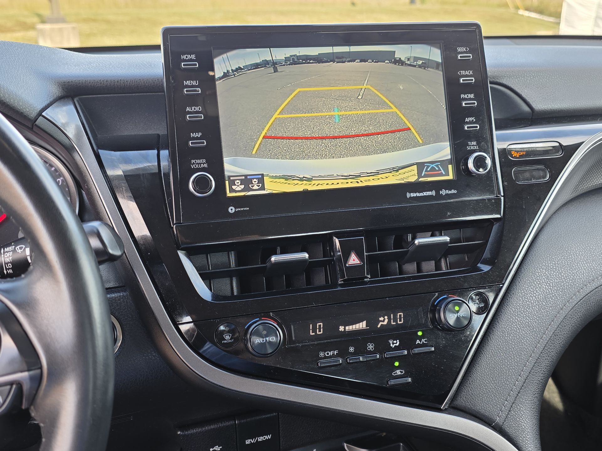 2022 Toyota Camry XSE photo 14