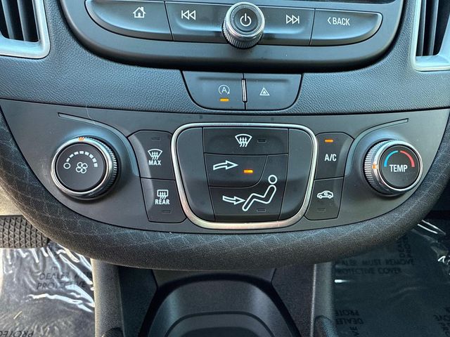 2023 Chevrolet Malibu LS photo 25
