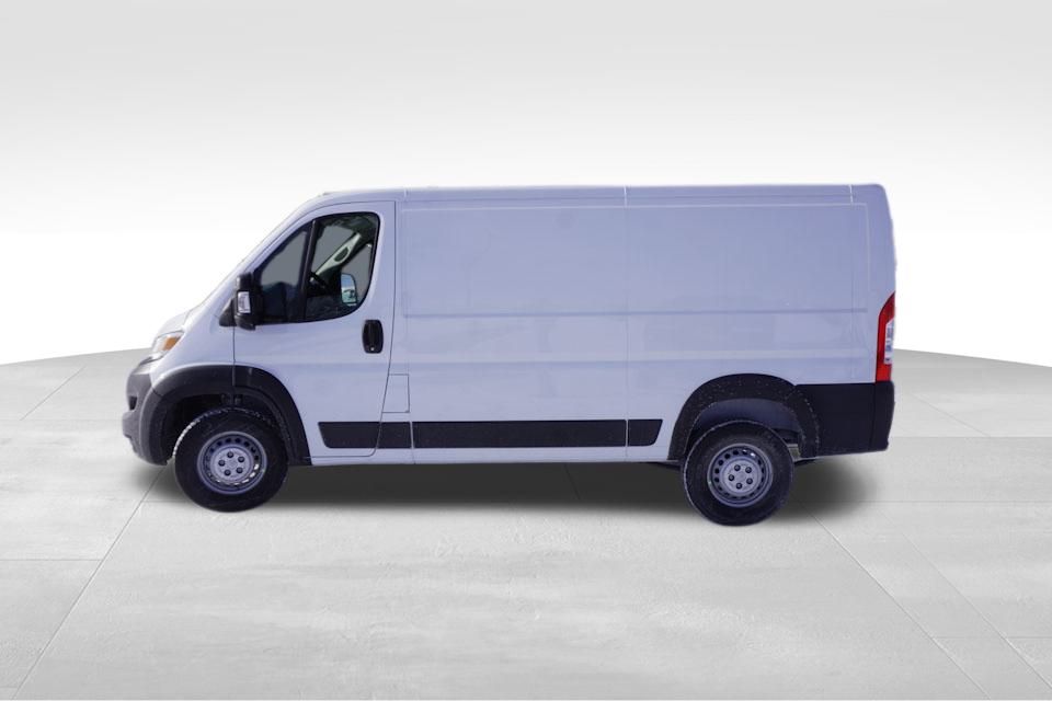 2025 Ram ProMaster 1500 Tradesman photo 3