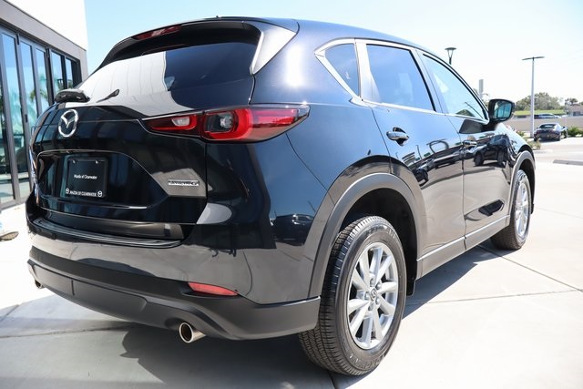 2023 Mazda CX-5 2.5 S Preferred photo 2