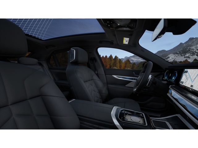 2026 Bmw 750e photo 3