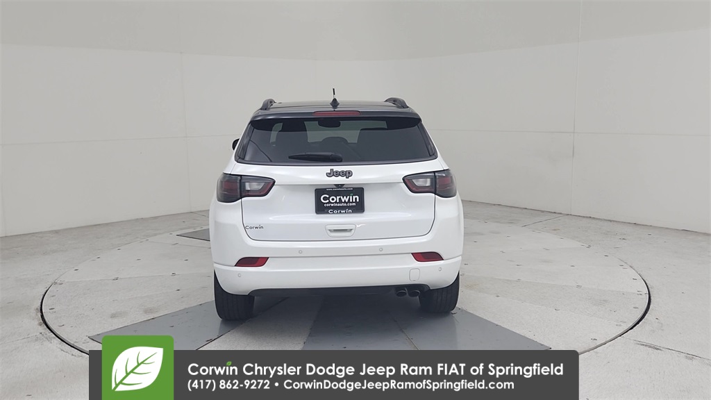 2022 Jeep Compass High Altitude photo 12