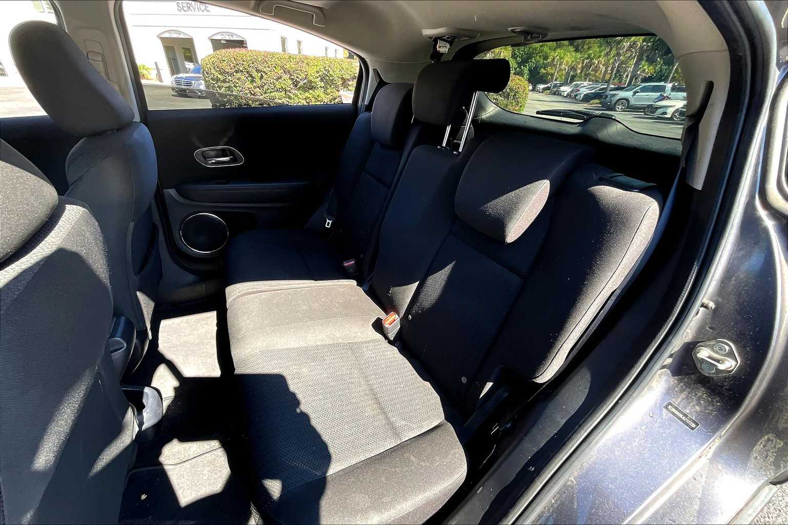 2018 Honda HR-V EX photo 19