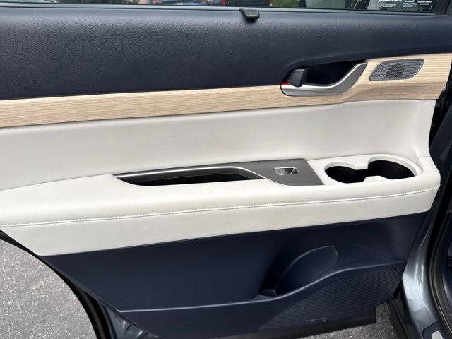 2023 Hyundai Palisade Limited photo 13