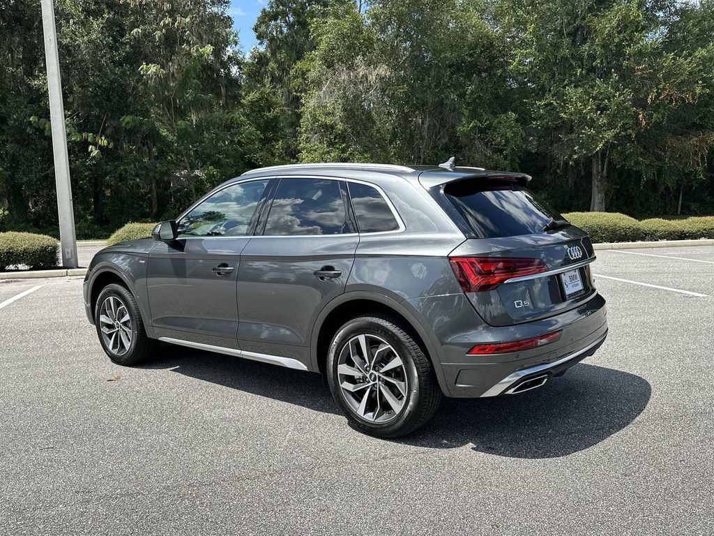 2024 Audi Q5 45 S line Premium photo 10