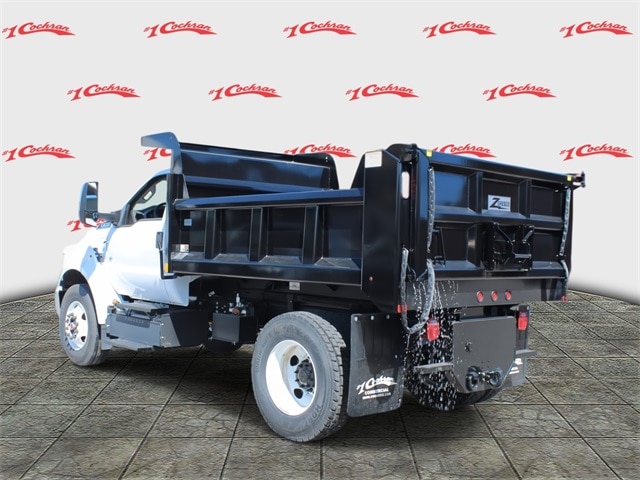 2025 Ford F-750 Base Regular Cab photo 5