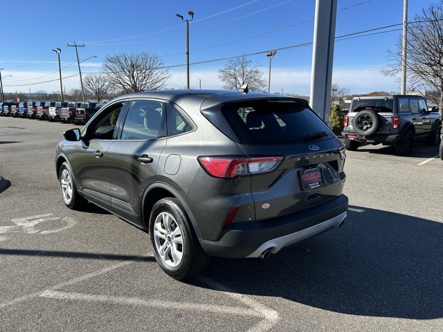 2020 Ford Escape S photo 4