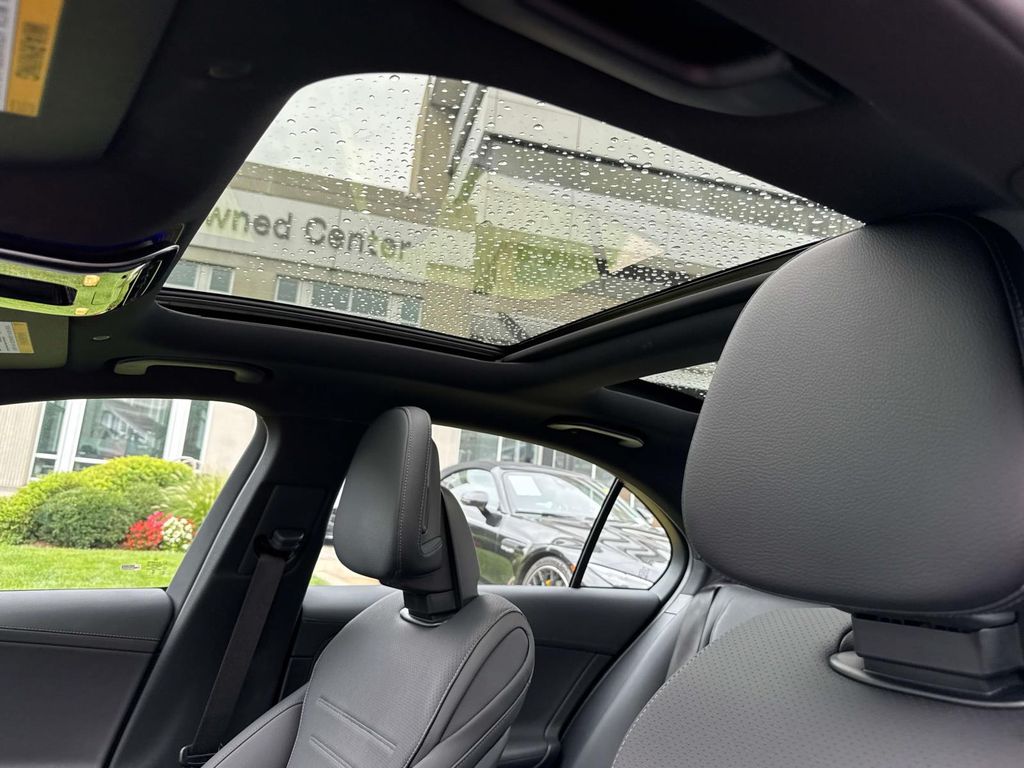 2025 Mercedes Benz C 300 4MATIC photo 32