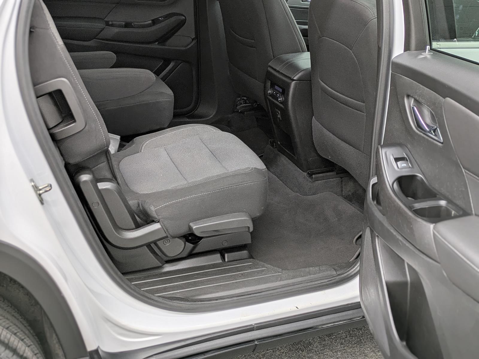 2022 Chevrolet Traverse Cloth photo 12