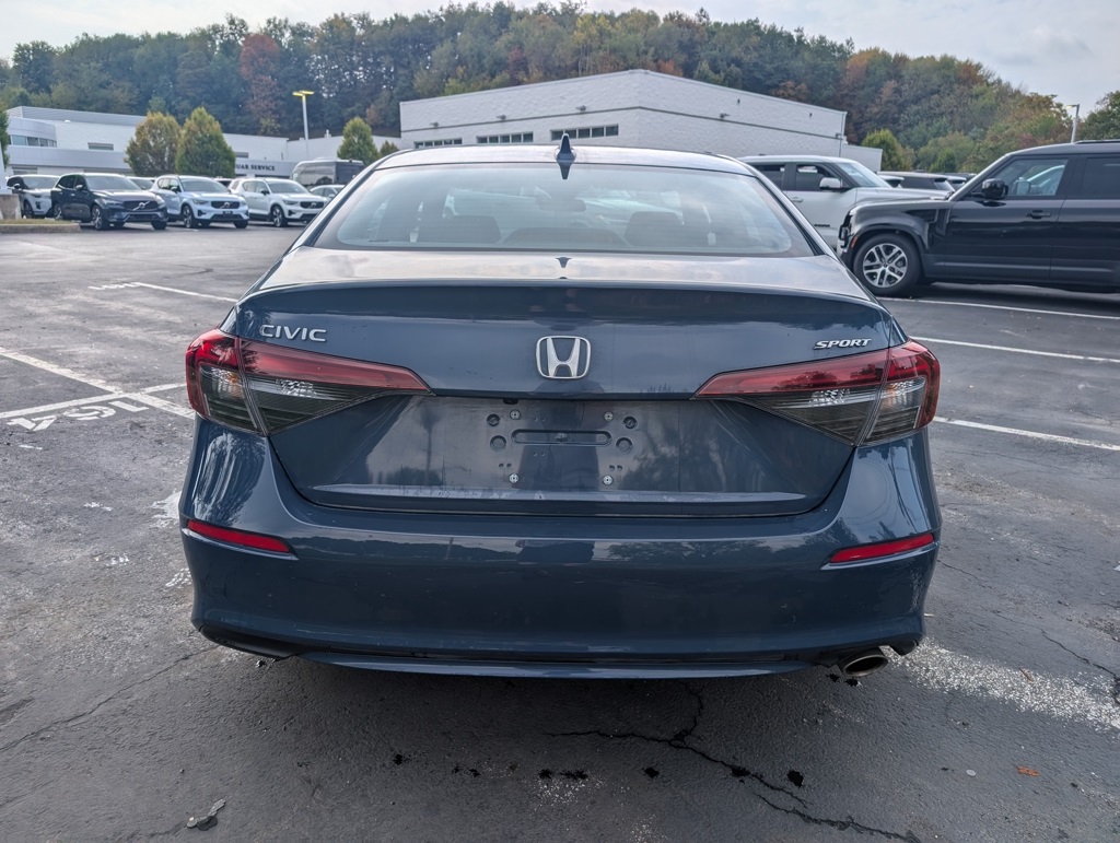 2025 Honda Civic Sport photo 3