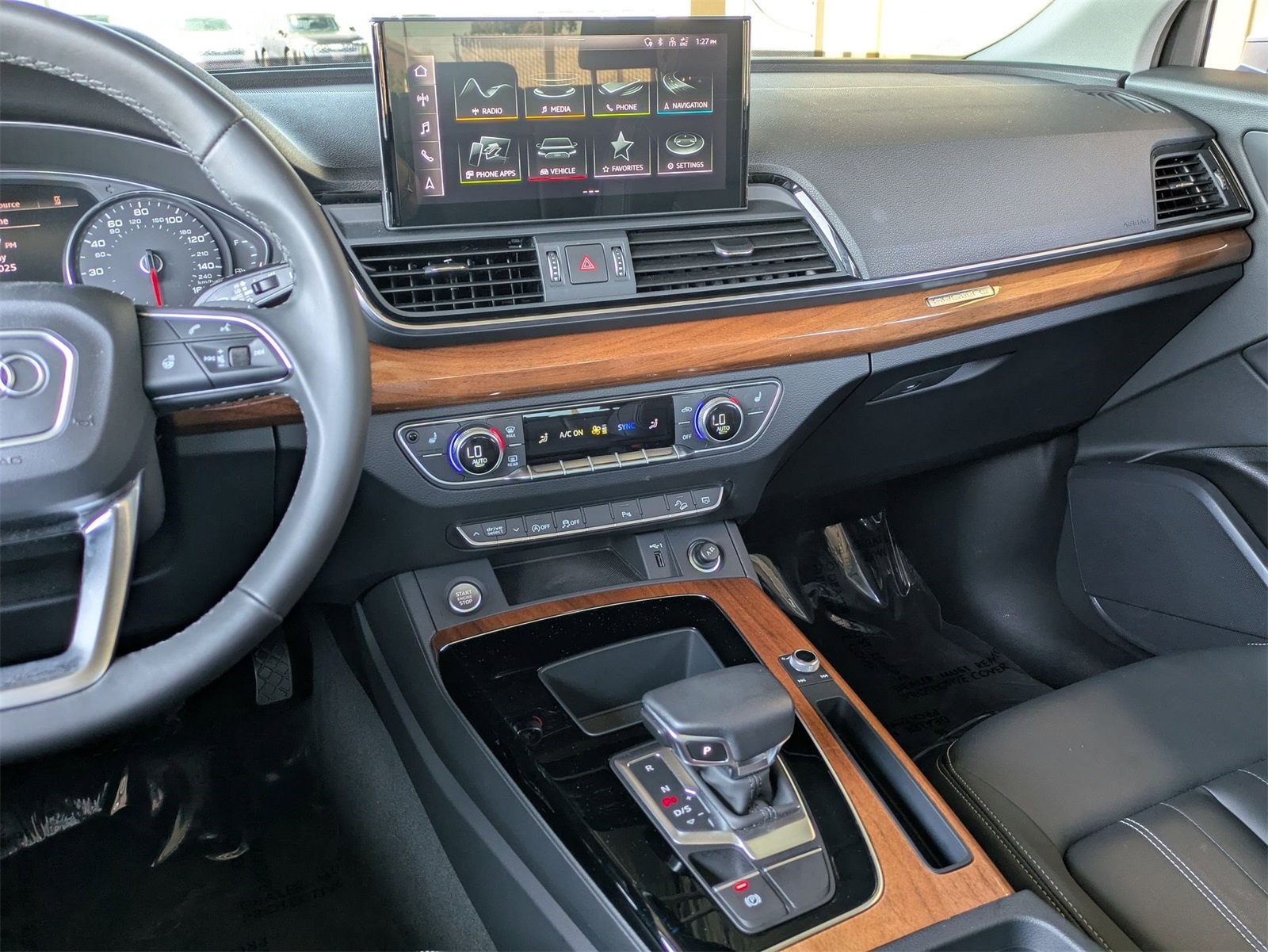 2023 Audi Q5 45 S line Premium photo 6
