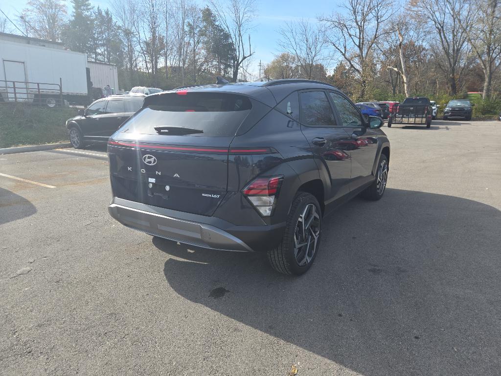 2026 Hyundai Kona SEL photo 3