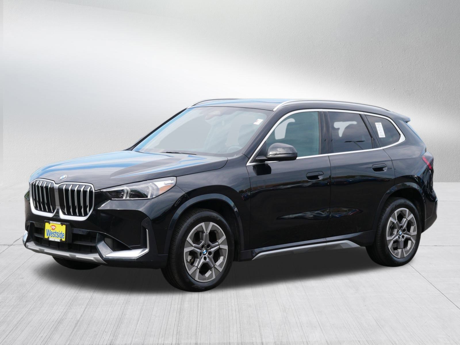 2025 Bmw X1 XDrive28i photo 3