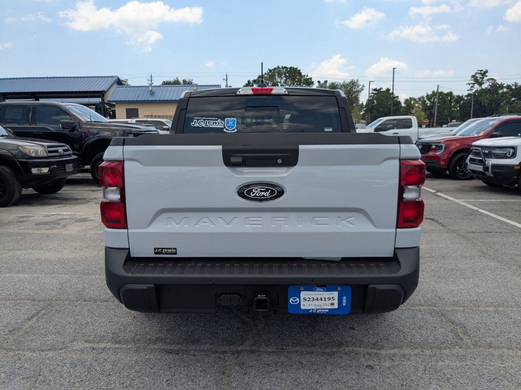 2025 Ford Maverick Lariat photo 3