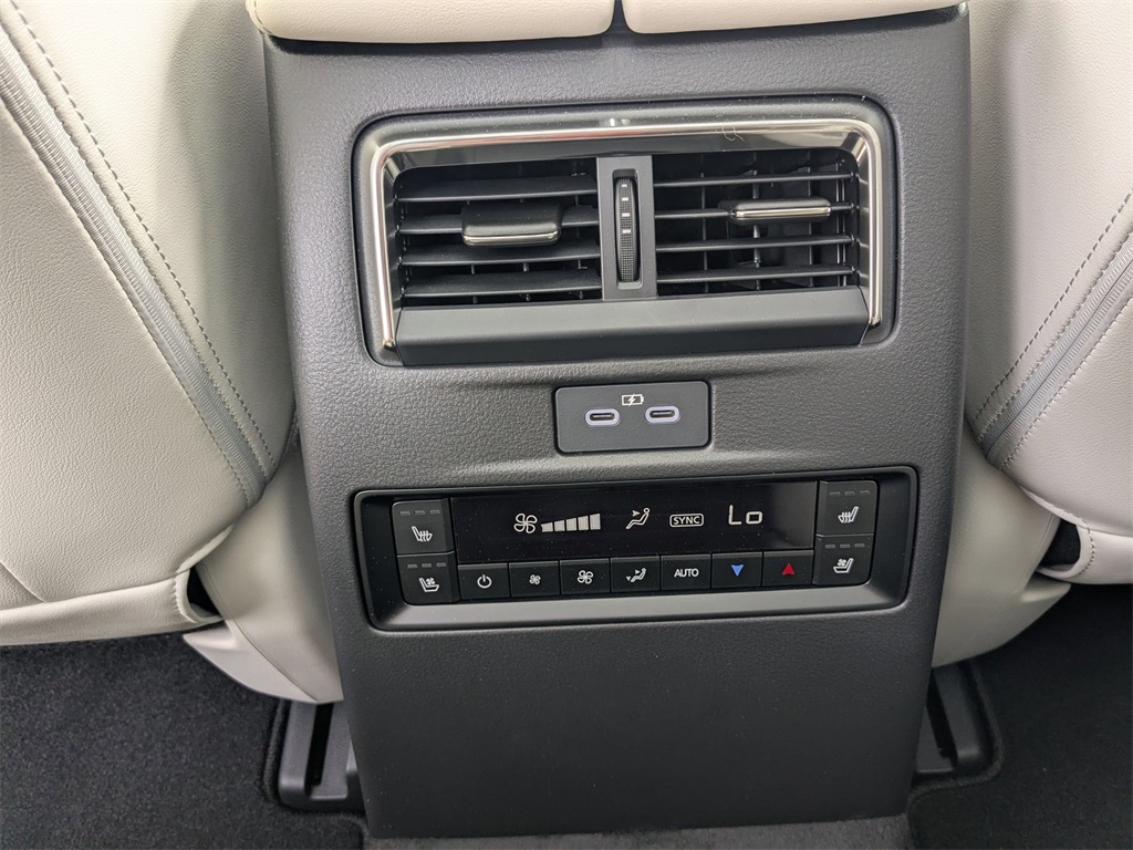 2025 Mazda CX-90 3.3 Turbo Premium Plus photo 24