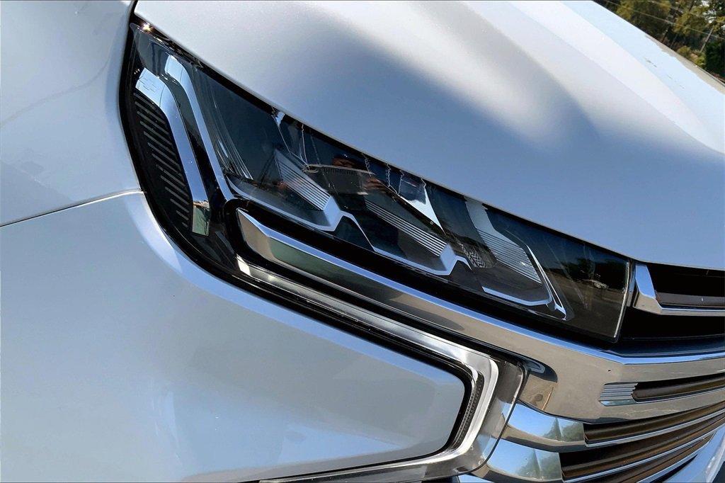 2023 Chevrolet Suburban High Country photo 28