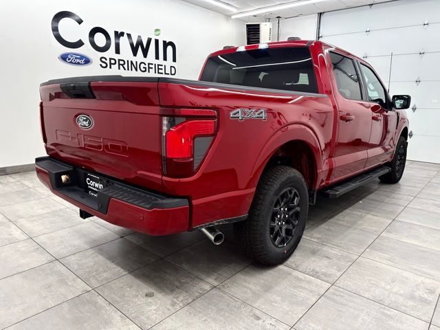 2025 Ford F-150 XLT photo 4