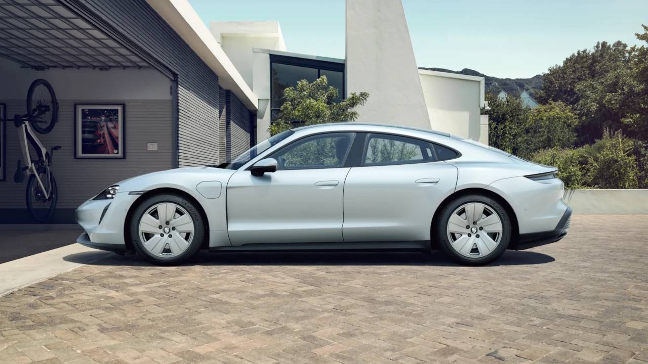 Certified 2022 Porsche Taycan Base with VIN WP0AA2Y18NSA12812 for sale in Pasadena, CA