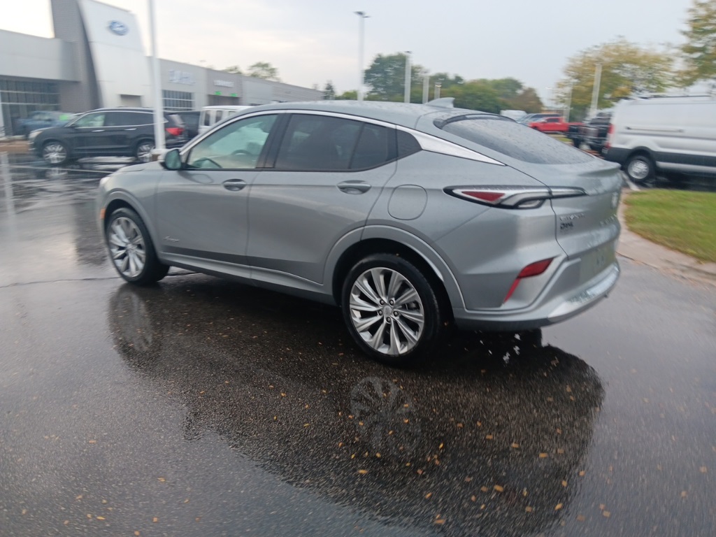 2024 Buick Envista Avenir photo 6