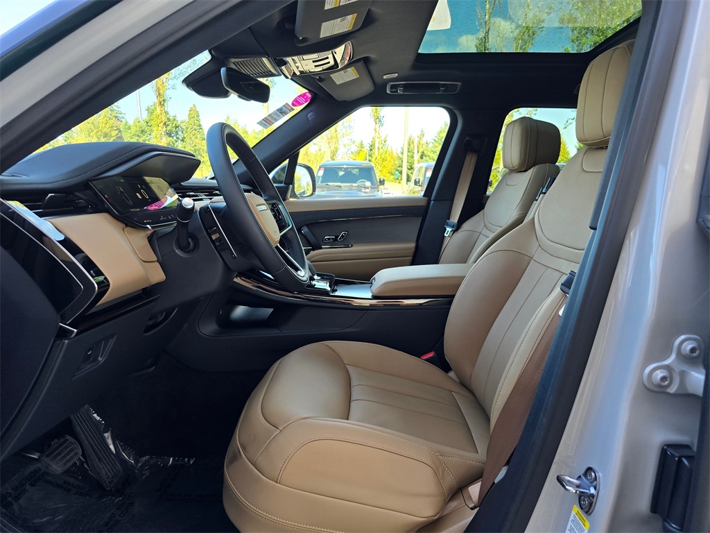 2025 Land Rover Range Rover Sport SE photo 19