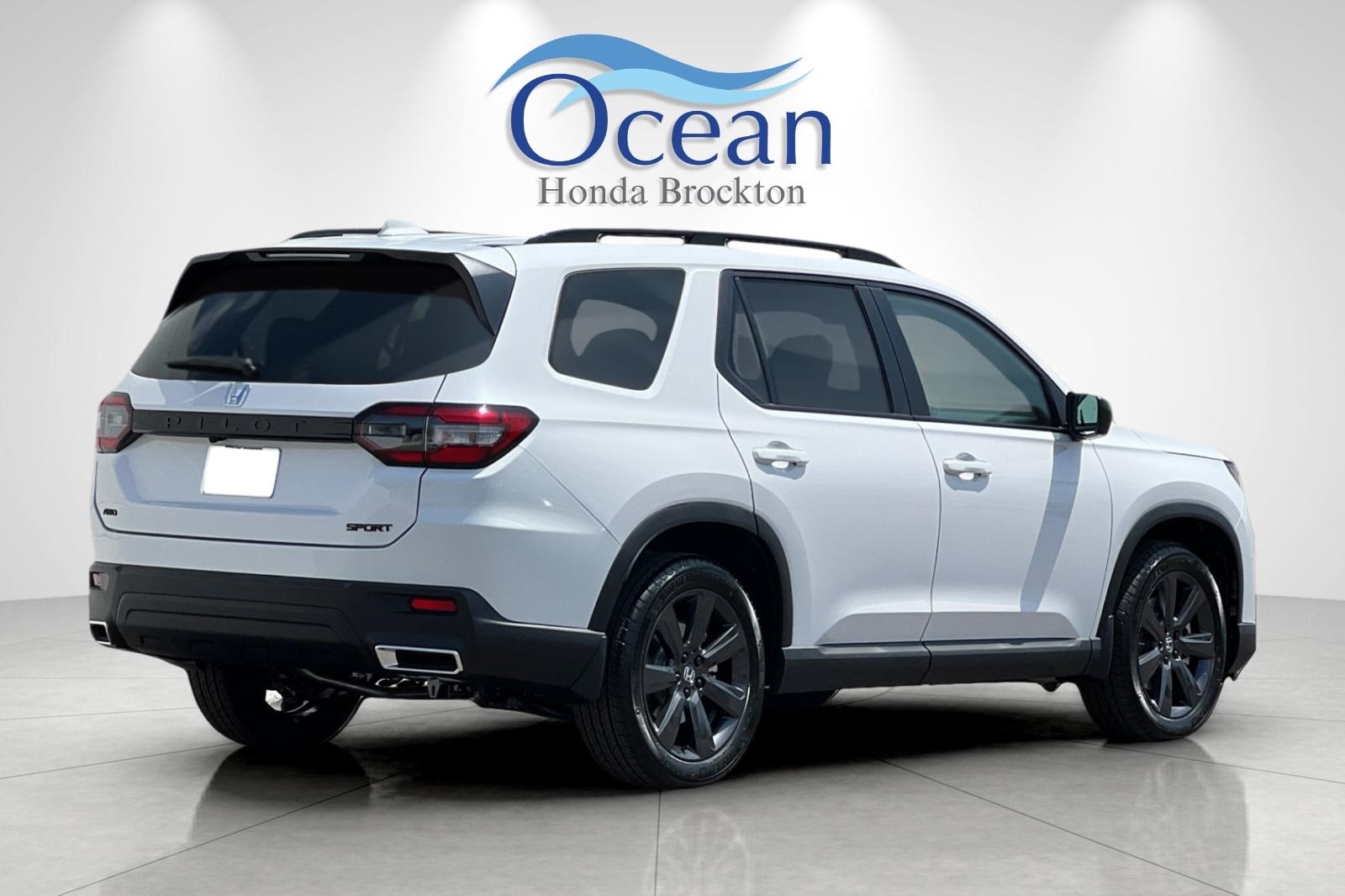 2025 Honda Pilot Sport photo 4
