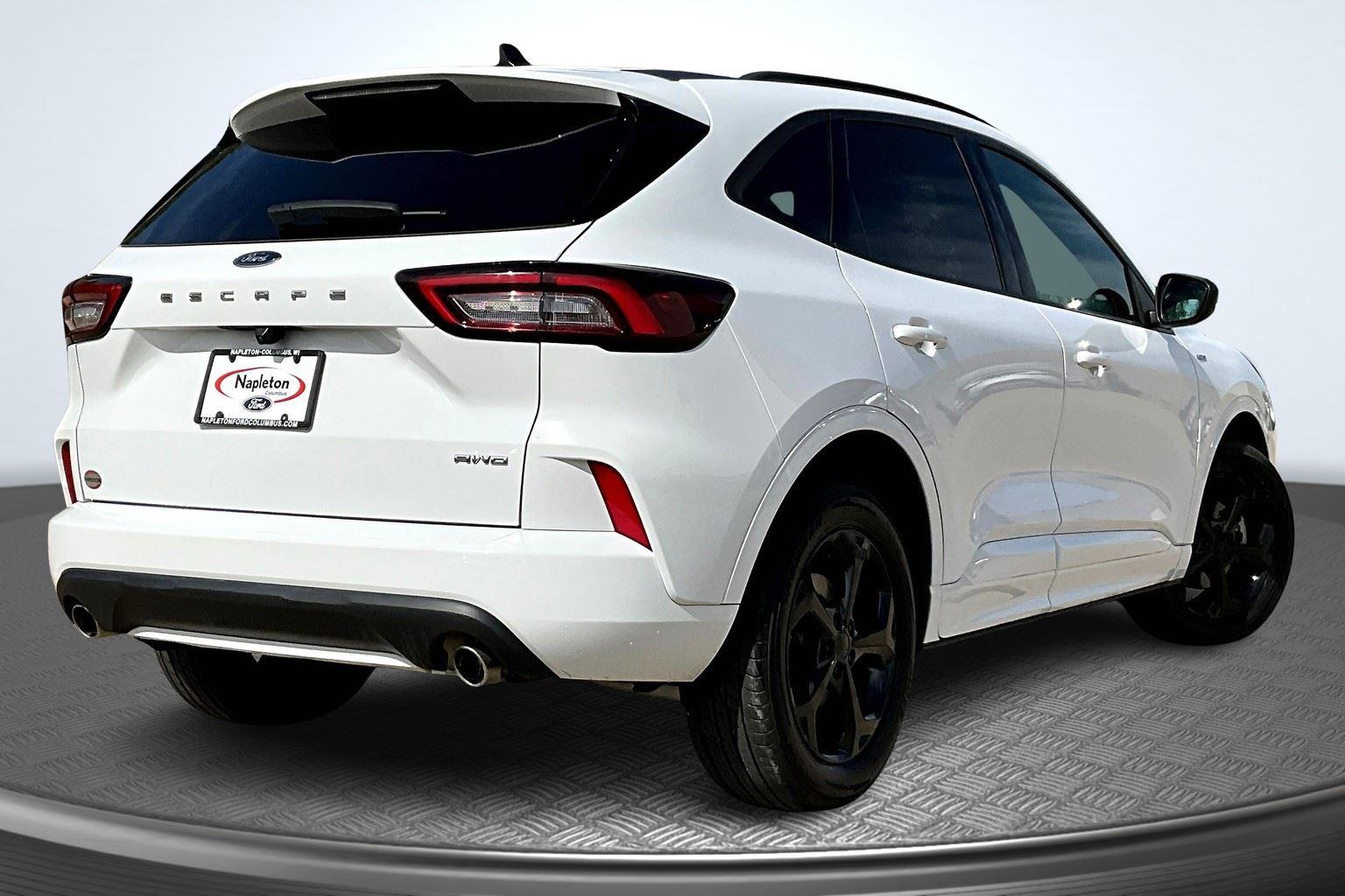 Used 2023 Ford Escape ST-Line with VIN 1FMCU9MNXPUA44405 for sale in Columbus, WI