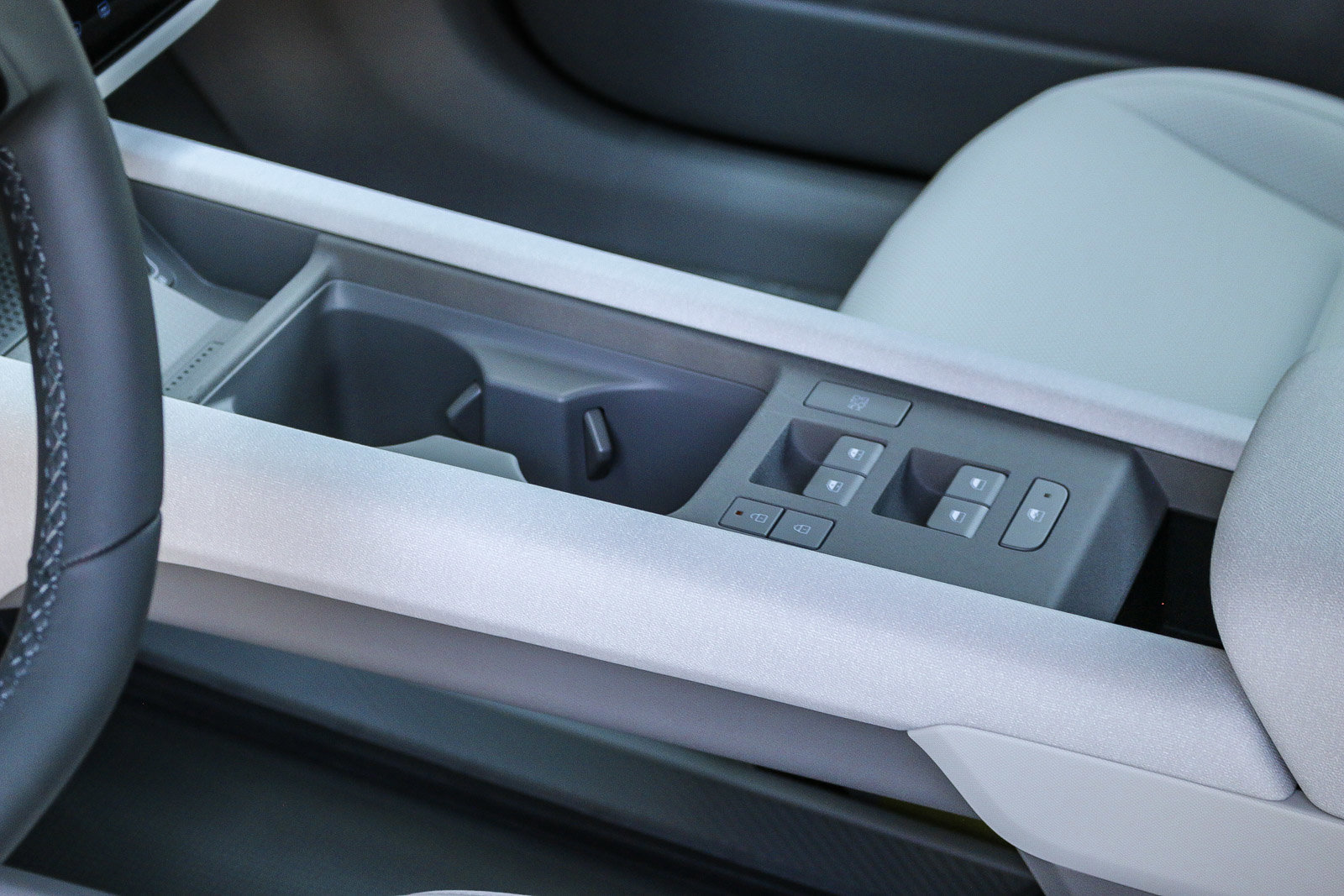 New 2025 Serenity White Hyundai SEL image 22
