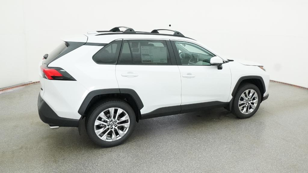 2025 Toyota RAV4 XLE Premium photo 24