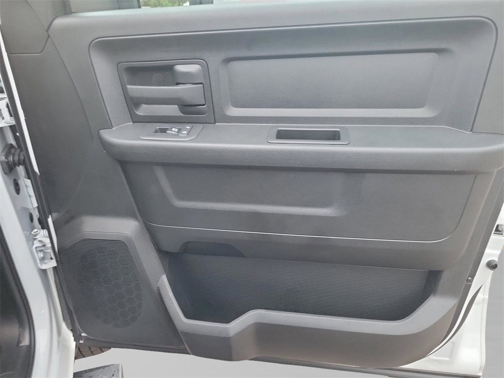 2026 Ram 3500 Tradesman photo 18