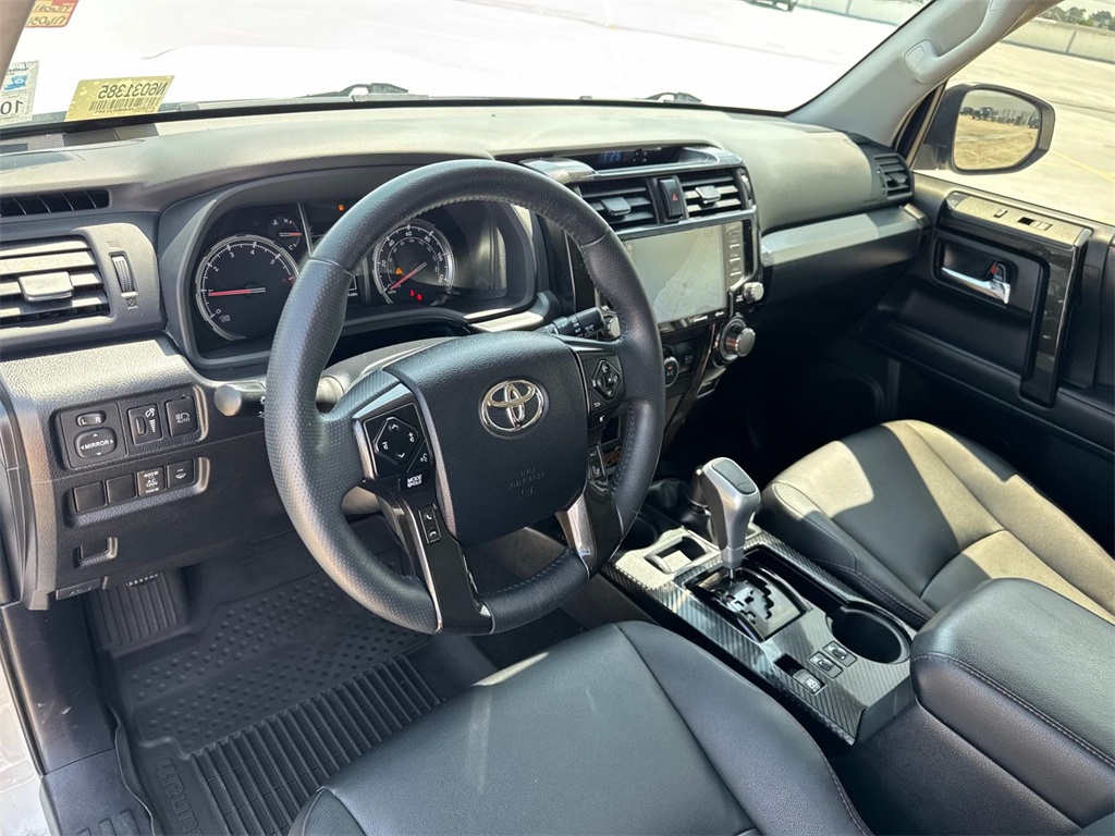 2022 Toyota 4Runner TRD Off-Road Premium photo 18