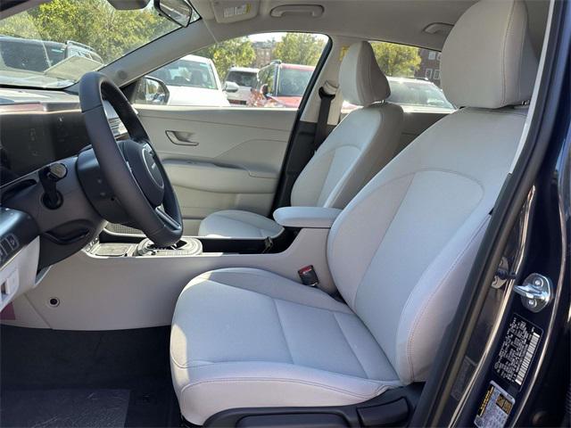 2026 Hyundai Kona SEL photo 8